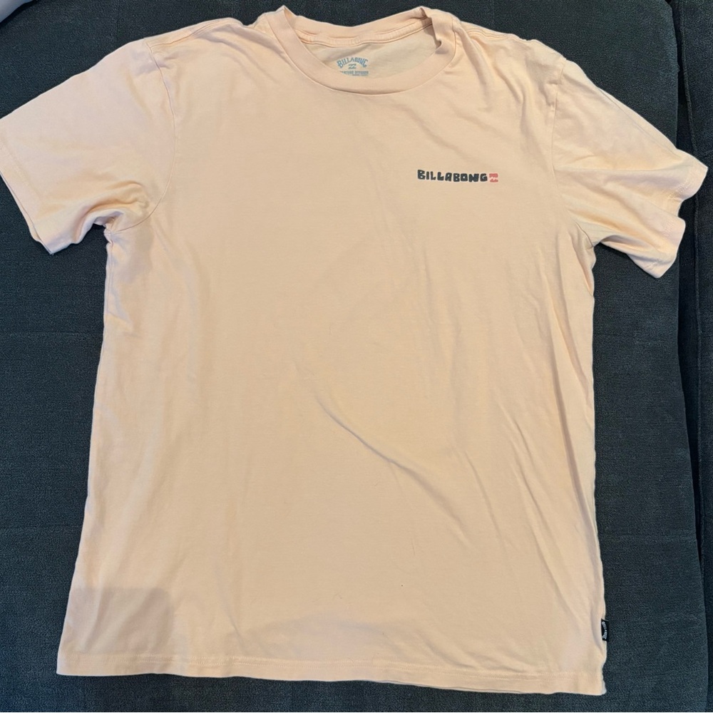 Billabong T-shirt youth size large